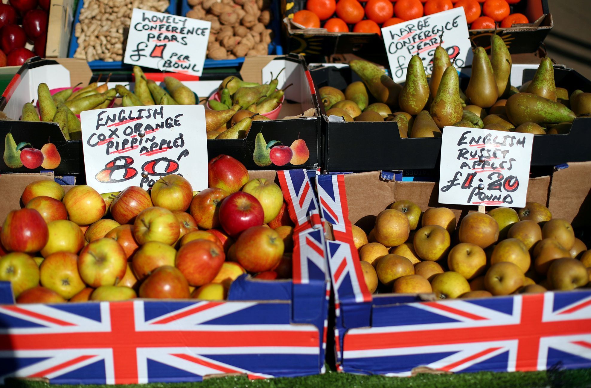 Ovoce na trhu v anglickém městě Great Yarmouth