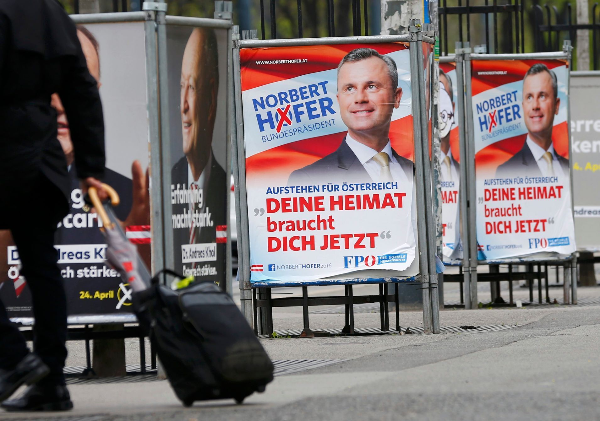 Předvolební kampaň v Rakousku.