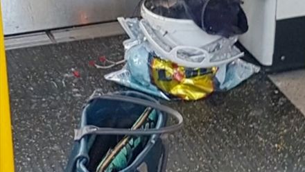 V londýnském metru vybuchla bílá nádoba. Teroristický útok zachytili svědci na mobily