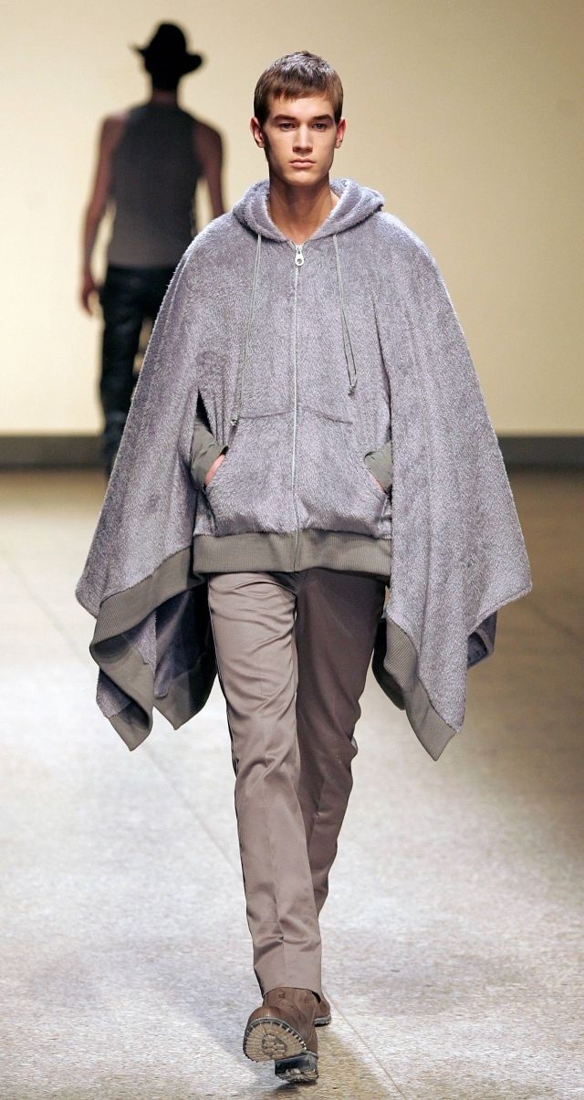 Milán - Mihara Yasuhiro 2