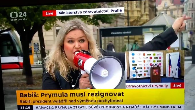 Jana Peterková v živém vysílání ČT24 (23. října 2020)