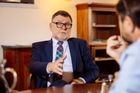 Stanjura varoval Blažka před darem. Ale až po podpisu smlouvy, o věci věděl měsíc