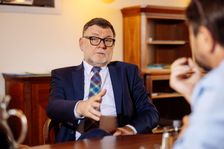 Stanjura varoval Blažka před darem, ale až po podpisu smlouvy. O bitcoinech přitom věděl měsíc