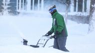 Extrémní zima, která lidem napříč USA narušila vánoční víkend, by měla tento týden ustupovat. Tyto fotografie jsou z Buffala, města na západě státu New York.