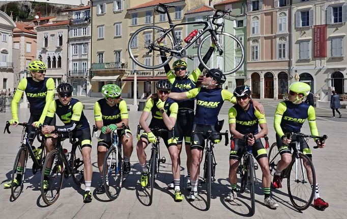 Stark Cycling Team pod vedením Michala Starka patří mezi nejlepší amatérské závodníky v republice.