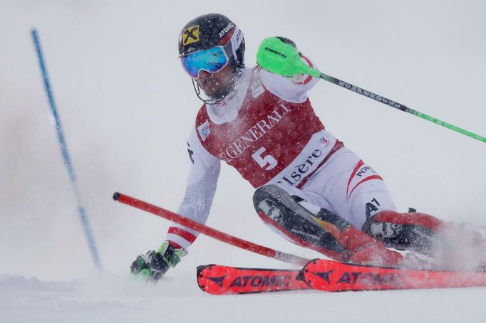 Marcel Hirscher při slalomu ve Val d'Isere