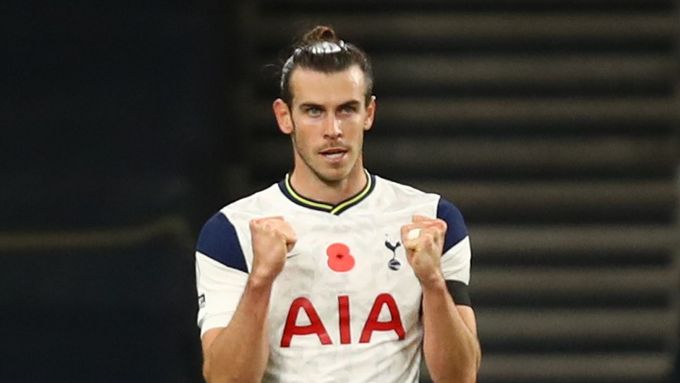 Gareth Bale v dresu Tottenhamu.