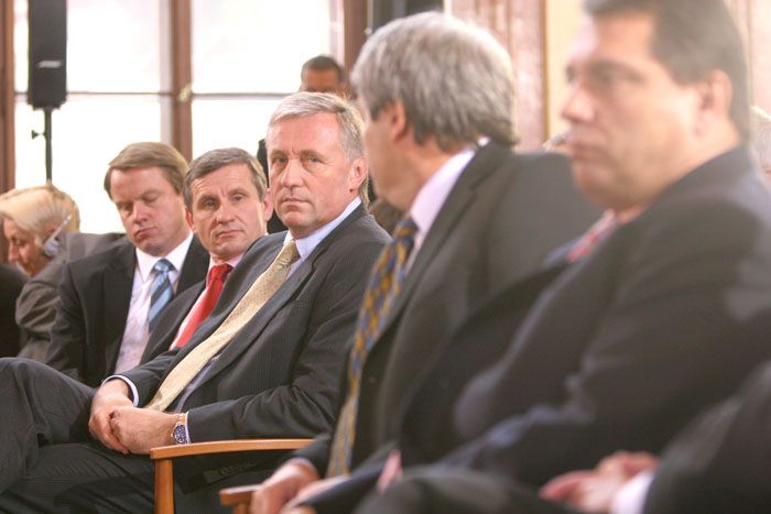 Přímá volba prezidenta na konferenci v Senátu.