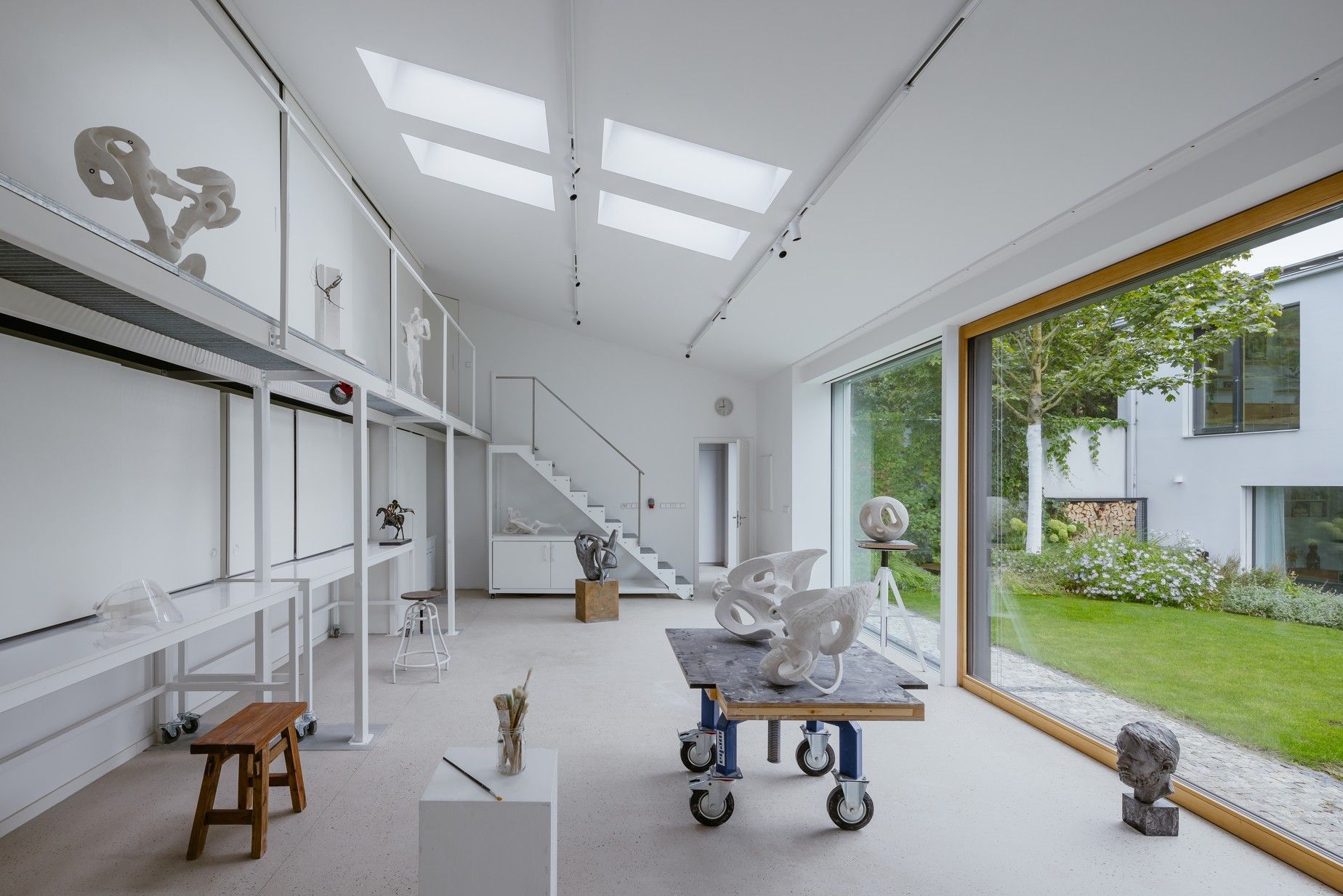 dům, sochařský ateliér, rekonstrukce, sochy, Praha, interiér roku