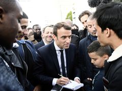 Macron se nebojí podpořit veřejně imigraci do země. Francie je ostatně tradiční přistěhovaleckou zemí už z dob koloniální éry.