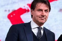 Novým italským premiérem je neznámý právník Conte, jmenoval ho prezident Mattarella