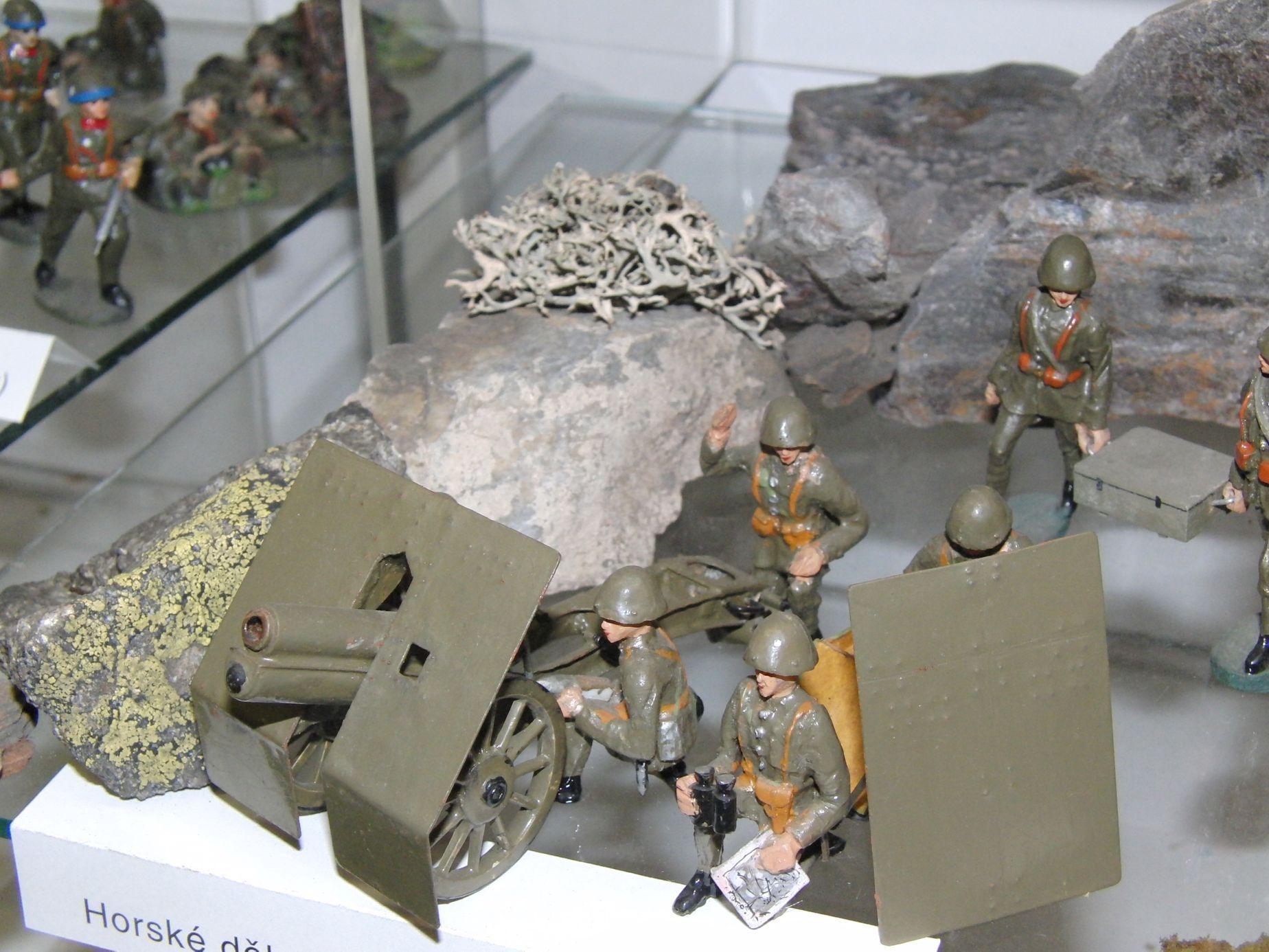 Vojáčci a modely vojenské techniky Lubora Šušlíka