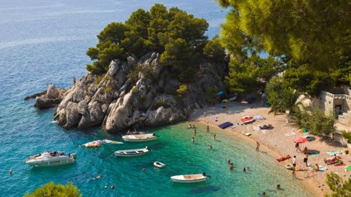 Jedenáctiletý chlapec z Česka zemřel po pádu z hradeb na chorvatském ostrově Krk; Zdroj foto: Thinkstock