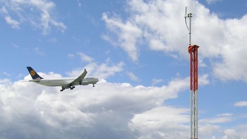 Sledovací systémy z Pardubic udržují bezpečný provoz na letištích po celém světě