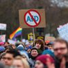 Německo, protesty, demonstrace, Merz