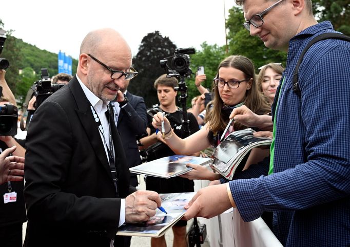 Režisér a producent Steven Soderbergh na červeném koberci v Karlových Varech.