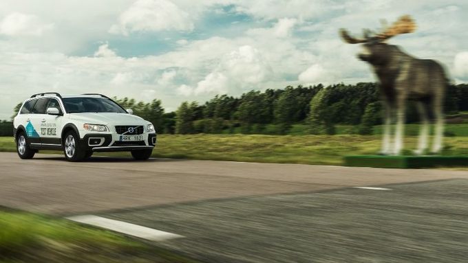 Volvo zdokonaluje i systém detekce zvěře.