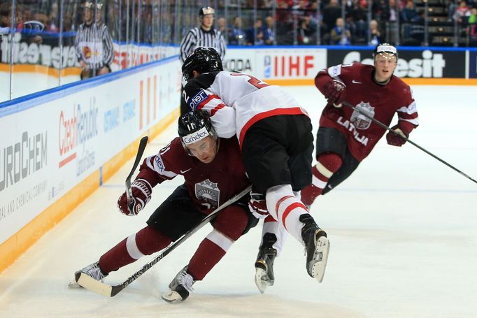 MS 2015: Lotyšsko -Kanada: Kristaps Sotnieks - Dan Hamhuis