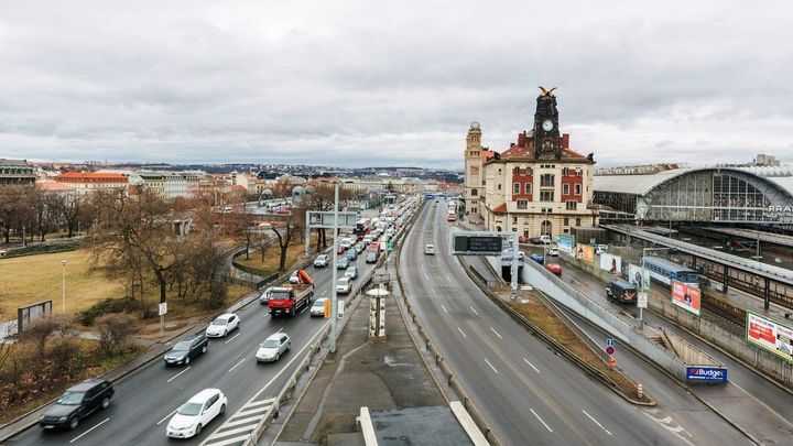 Praha sjednotila rychlost na magistrále na 50 km/h. Pro plynulost i vyšší bezpečnost