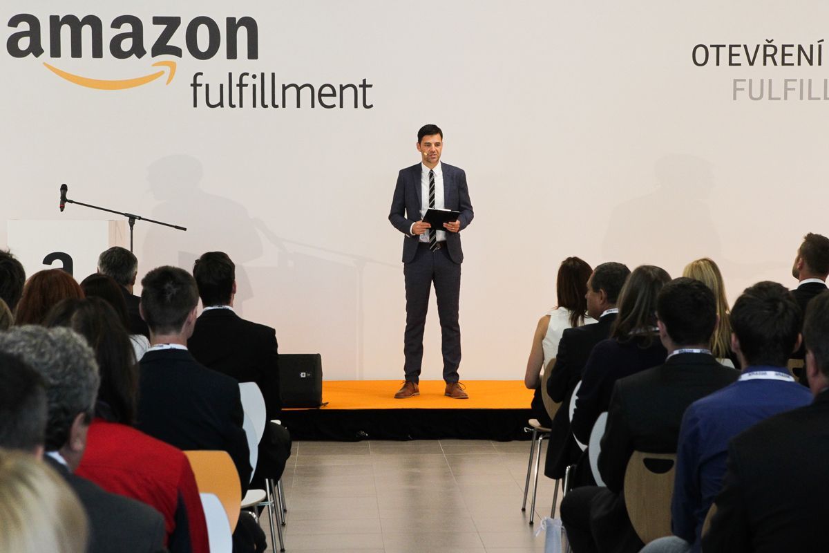 Amazon v Dobrovízi - otevření 2015