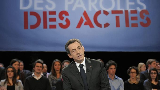 Nicolas Sarkozy během rozhovoru pro francouzskou státní televizi. Snímek ze 6. března 2012.