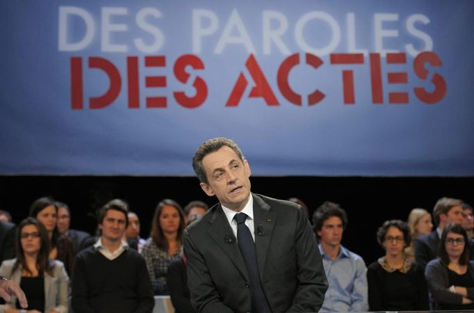 Nicolas Sarkozy během rozhovoru pro francouzskou státní televizi. Snímek ze 6. března 2012.