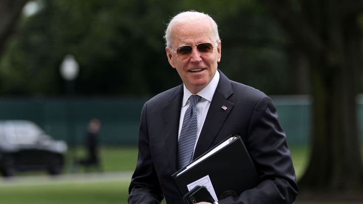 Nabízíme občanům Hongkongu bezpečné útočiště. Biden rozhodl o dočasném azylu; Zdroj foto: Reuters