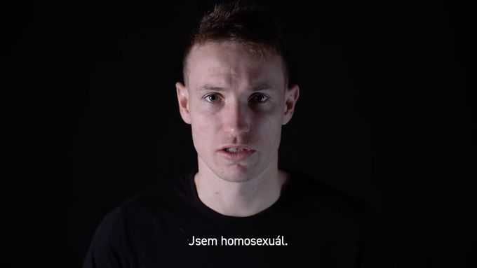 Záložník Sparty Jakub Jankto na sociálních sítích oznámil, že je gay.