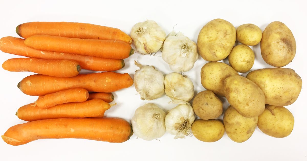 Zelenina, brambory, česnek, mrkev, ilustrační