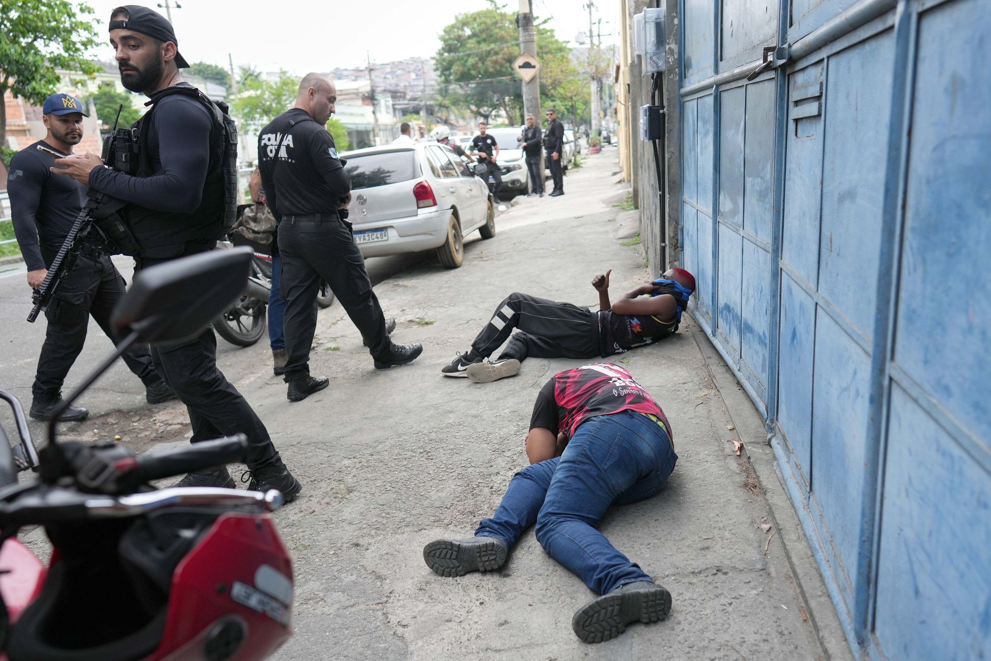 Brazílie, Rio de Janeiro, favela, policie, zásah, gang