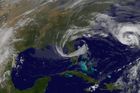 Hurikán Kate zeslábl na tropickou bouři, Severní Ameriku neohrozí