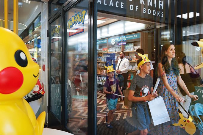 Otevření Pokemon shop in shopu v knihkupectví Luxor na Válavském náměstí v Praze