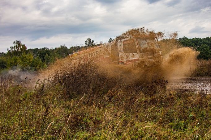 Martin Šoltys v Tatře Phoenix při testech na Rallye Dakar 2021