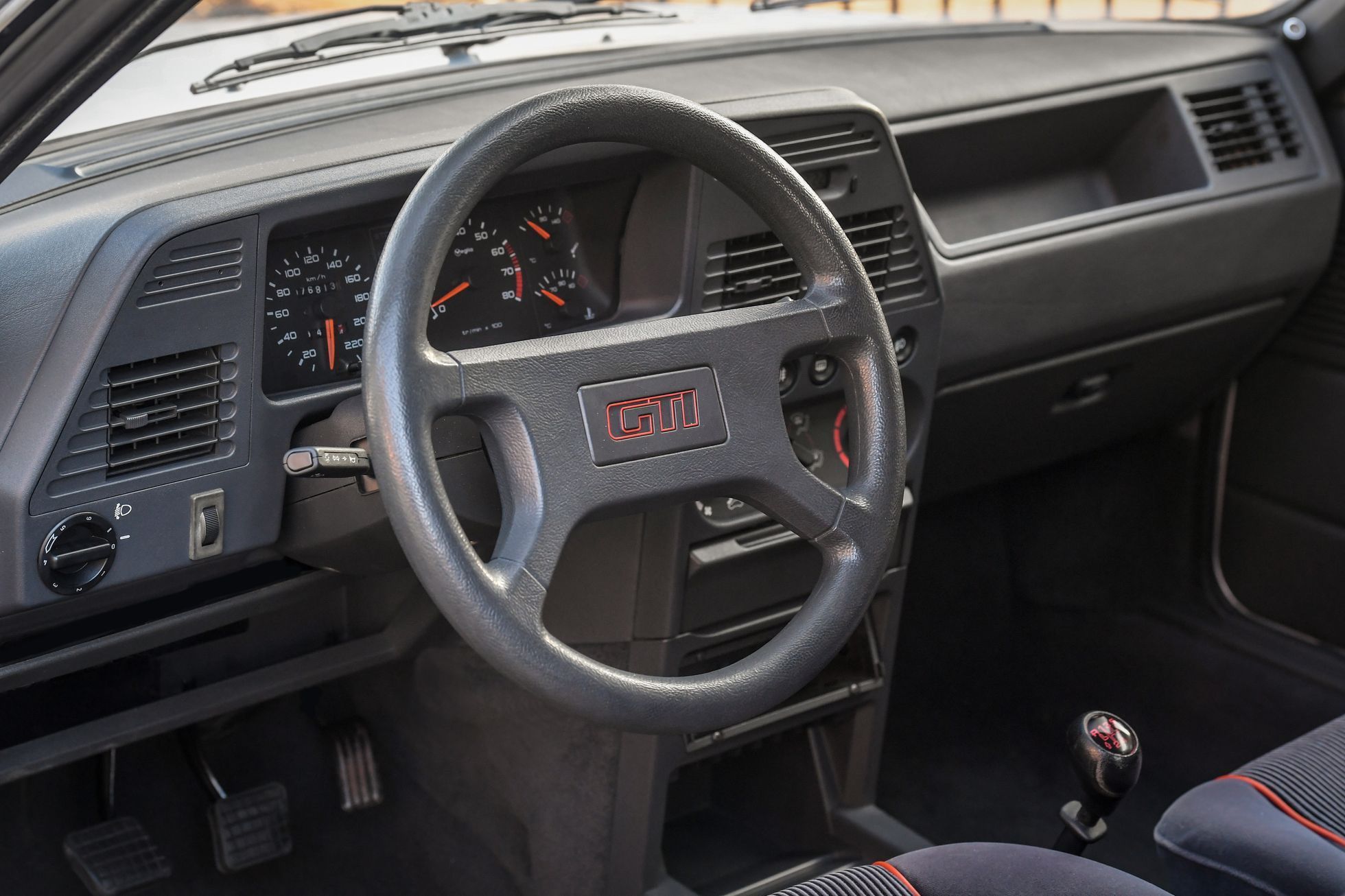 Peugeot 309