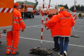 Silničářské rodeo na Masarykově okruhu v Brně