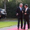 Joe Biden na návštěvě u premiéra Fishera