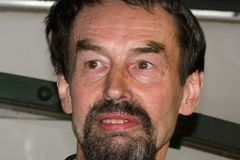 Zemřel autor historických románů Jan Bauer, byl rekordmanem v počtu vydaných knih