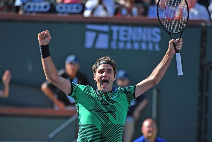 Roger Federer slaví triumf v Indian Wells