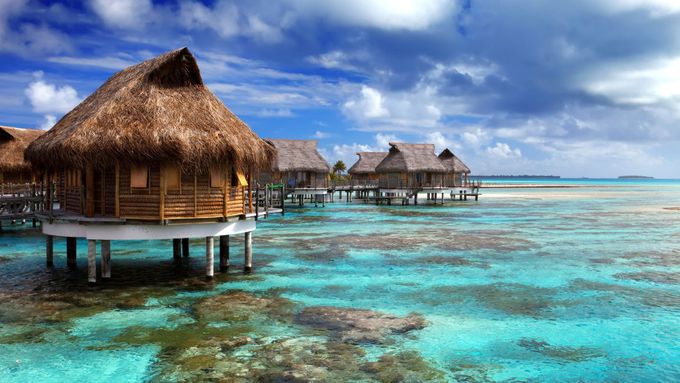 Turistický resort na Maledivách.