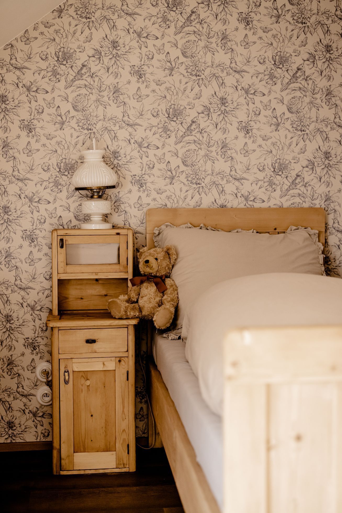 domeček v chaloupkách, dům, rekonstrukce, vesnice, stavení, ateliér, apartmán