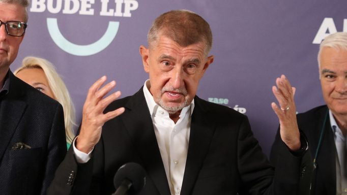 Předseda ANO Andrej Babiš na výjezdním zasedání stínové vlády v Hradci Králové poslední srpnový den roku 2023