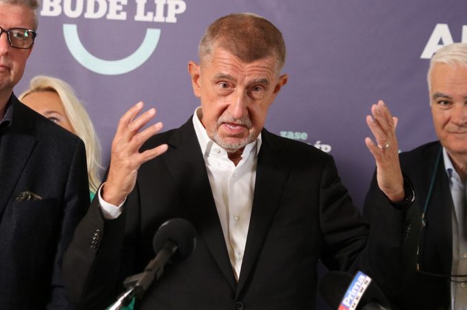 Předseda ANO Andrej Babiš na výjezdním zasedání stínové vlády v Hradci Králové poslední srpnový den roku 2023