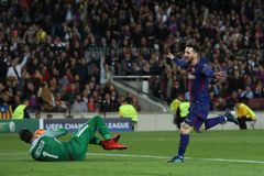 Živě: Barcelona - AS Řím 4:1. Hosté si dali dva vlastní góly, Barcelona je krok od postupu