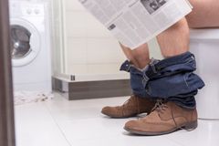 Američtí vědci vyvíjeli 15 let chytrý záchod. Pozná nemoc i člověka podle konečníku