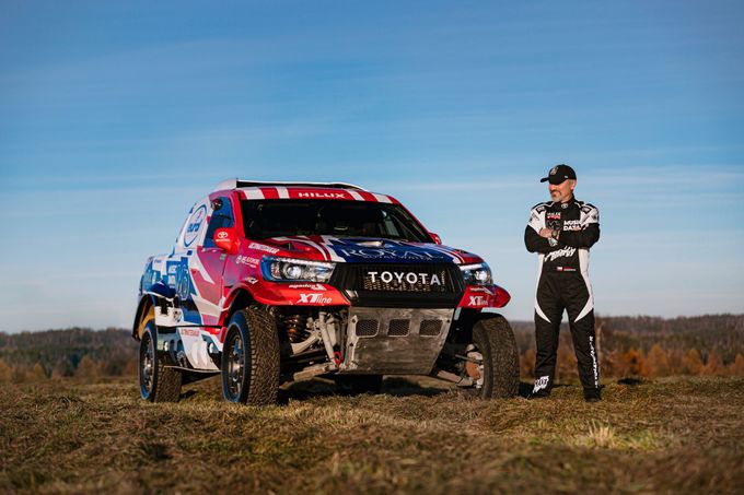 Tomáš Ouředníček s novou Toyotou Hillux pro Rallye Dakar 2021