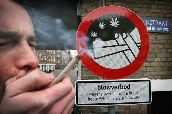 V Nizozemsku zakazují kouřit marihuanu na veřejnosti