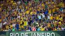 Fans of Brazil cheer during their Confederations Cup final soccer match against Spain at the Estadio Maracana in Rio de Janeiro June 30, 2013. REUTERS/Kai Pfaffenbach (BR