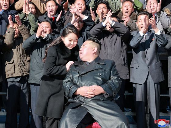 Severokorejský vůdce se svou dcerou Ju-ae.