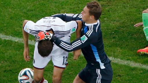 MS 2014, Německo-Alžírsko: Thomas Müller a Manuel Neuer