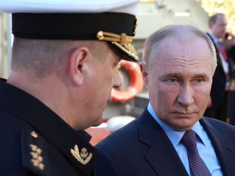 Ukrajinci, připravte se, zní z NATO. Špatně informovaný Putin hodlá rozpoutat peklo
